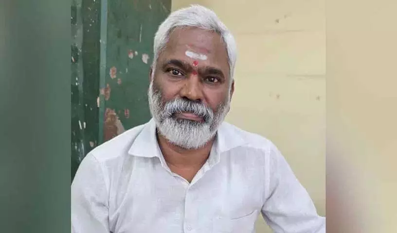 मंदिर कर्मचारी साइबर जाल में फंसा.. लाखों की ठगी का शिकार मंदिर कर्मचारी साइबर जाल में फंसा.. लाखों की ठगी का शिकार