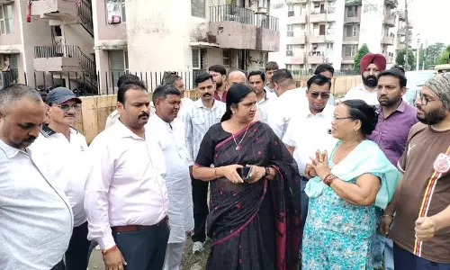 Haryana : मेयर ने वाईनगर, जगाधरी में कॉलोनियों का निरीक्षण किया