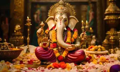 Ganesh Chaturthi 2025: गणेश उत्सव के दस दिनों का महत्व और प्रत्येक दिन के प्रसाद के बारे में जानें Ganesh Chaturthi 2025: गणेश उत्सव के दस दिनों का महत्व और प्रत्येक दिन के प्रसाद के बारे में जानें