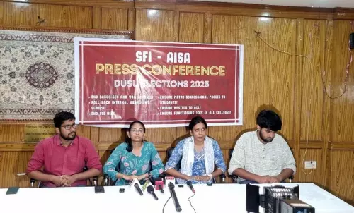 डीयू चुनाव से पहले एसएफआई और आइसा ने गठबंधन की घोषणा की