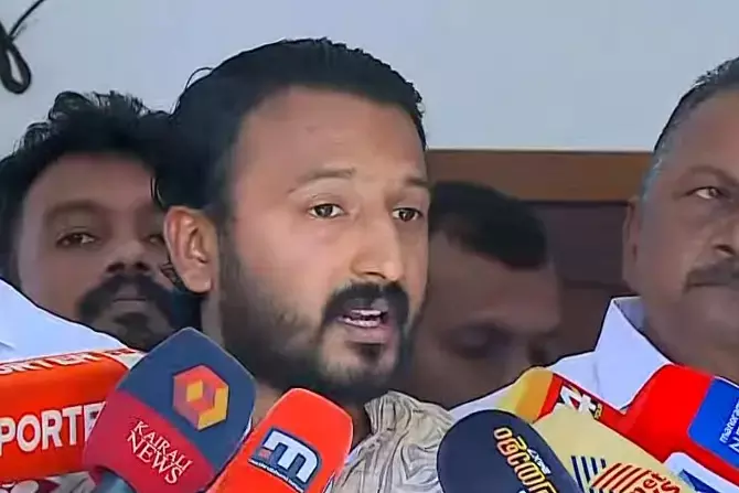 Kerala  पुलिस विधायक राहुल ममकूटाथिल के खिलाफ मामला दर्ज कर सकती