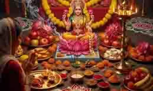 Mahalakshmi Vrat 2025:जानें महालक्ष्मी व्रत, पूजा विधि और इसका महत्व Mahalakshmi Vrat 2025:जानें महालक्ष्मी व्रत, पूजा विधि और इसका महत्व