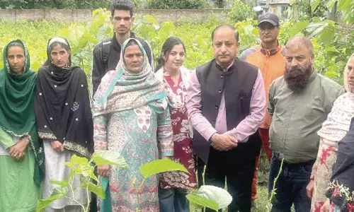 रेशम उत्पादन विभाग ने श्रीनगर में कौशल प्रशिक्षण कार्यक्रम का समापन किया
