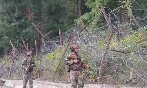 Jammu Kashmir : इस जिले में घुसे आतंकी, सुरक्षाबलों ने मार गिराया