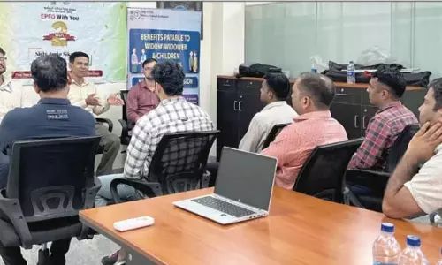 EPFO  ने जम्मू आउटरीच में प्रधानमंत्री विकसित भारत रोजगार योजना पर प्रकाश डाला