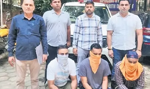 मानव तस्करी रैकेट का भंडाफोड़, तीन नाबालिगों को बचाया गया मानव तस्करी रैकेट का भंडाफोड़, तीन नाबालिगों को बचाया गया