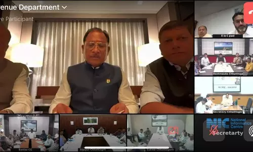 CM साय ने दक्षिण कोरिया से कलेक्टरों की वीडियो कॉन्फ्रेंसिंग ली, बस्तर संभाग में आई बाढ़ की जानकारी ली