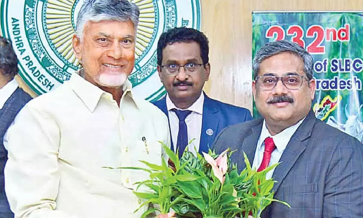 Naidu: मार्च 2026 तक 1 लाख महिला उद्यमी तैयार करेंगे