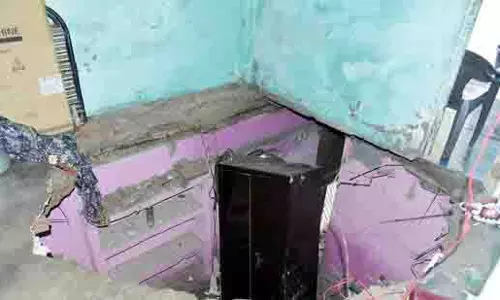 Sahibabad: पहली मंजिल का फ्लैट गिरने से परिवार के पांच लोग घायल