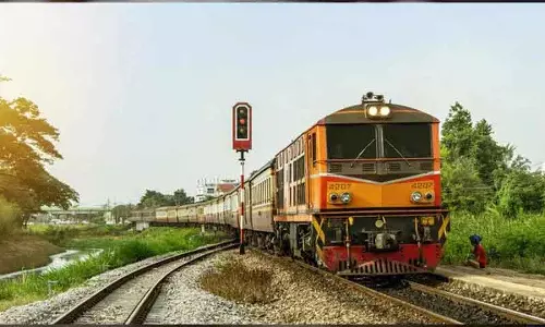 भारी बारिश से SCR में रेल सेवाएं बाधित, कई ट्रेनें रद्द