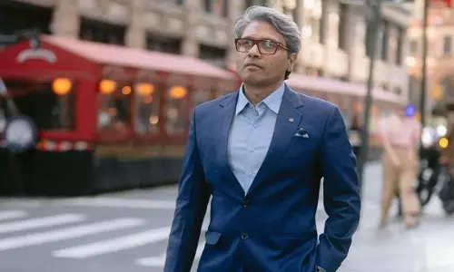 Nikhil Bhat ने प्रमुख एक्शन फिल्म के लिए यूनिवर्सल स्टूडियो के साथ हाथ मिलाया Nikhil Bhat ने प्रमुख एक्शन फिल्म के लिए यूनिवर्सल स्टूडियो के साथ हाथ मिलाया