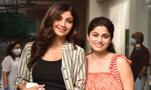 Shamita Shetty ने माना कि बहन शिल्पा शेट्टी से तुलना ने अशांति पैदा की Shamita Shetty ने माना कि बहन शिल्पा शेट्टी से तुलना ने अशांति पैदा की