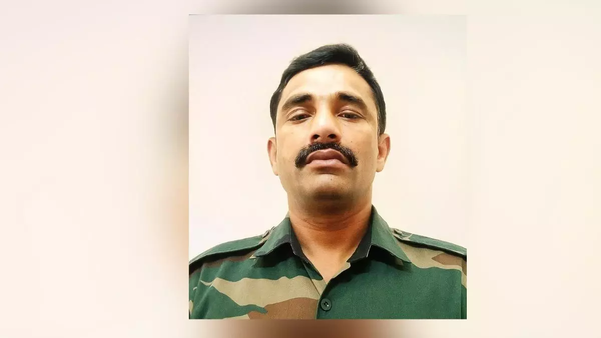 Jhunjhunu: इकबाल खान को झुंझुनू में दी गई अंतिम विदाई Jhunjhunu: इकबाल खान को झुंझुनू में दी गई अंतिम विदाई