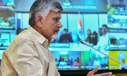 राज्य के हर परिवार के लिए फैमिली कार्ड: CM Chandrababu राज्य के हर परिवार के लिए फैमिली कार्ड: CM Chandrababu