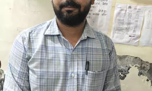 Ludhiana: कुत्ते के काटने से पीड़ित को गंभीर चोटें आईं, 3.6 लाख रुपये की राहत मांगी Ludhiana: कुत्ते के काटने से पीड़ित को गंभीर चोटें आईं, 3.6 लाख रुपये की राहत मांगी