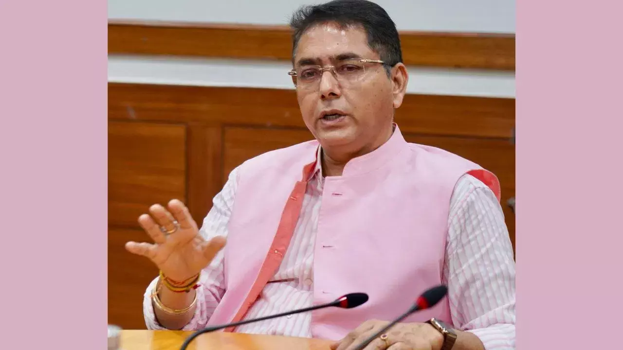Punjab के मंत्री अमन अरोड़ा ने बाढ़ संकट पर कहा, स्थिति गंभीर है