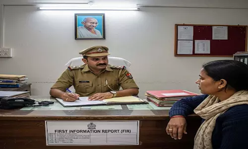 बिल्डर और जमीन मालिक पर लापरवाही का आरोप, एफआईआर दर्ज