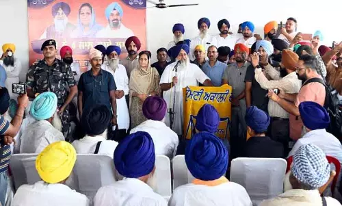 Sukhbir Badal ने कांग्रेस, आप को खारिज करने का आह्वान किया