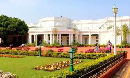 Hyderabad: राष्ट्रपति निलयम में शिक्षकों और खिलाड़ियों को मुफ्त प्रवेश की अनुमति Hyderabad: राष्ट्रपति निलयम में शिक्षकों और खिलाड़ियों को मुफ्त प्रवेश की अनुमति