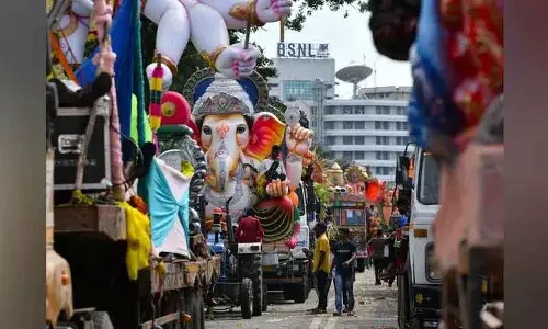 गणेश विसर्जन के लिए 29 अगस्त से 5 सितंबर तक Hyderabad में यातायात परिवर्तन गणेश विसर्जन के लिए 29 अगस्त से 5 सितंबर तक Hyderabad में यातायात परिवर्तन