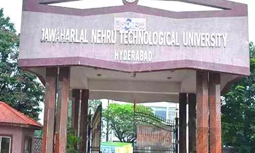 भारी बारिश.. JNTU क्षेत्र में परीक्षाएं स्थगित