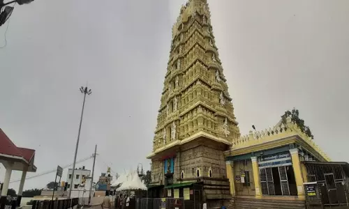 Mysuru के पूर्व राजपरिवार के सदस्य ने दशहरा समारोह में आमंत्रित लोगों को लेकर कर्नाटक सरकार की आलोचना की