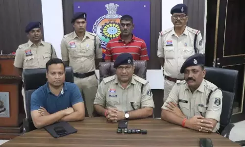 अनोखा चोर गिरफ्तार: भगवान से नाराज़ होकर मंदिरों की दान पेटियां बना डालीं निशाना