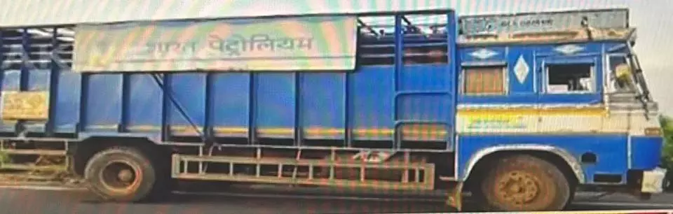Odisha : नशे में धुत ट्रक चालक ने व्यक्ति को कुचला, घरों में घुसा Odisha : नशे में धुत ट्रक चालक ने व्यक्ति को कुचला, घरों में घुसा