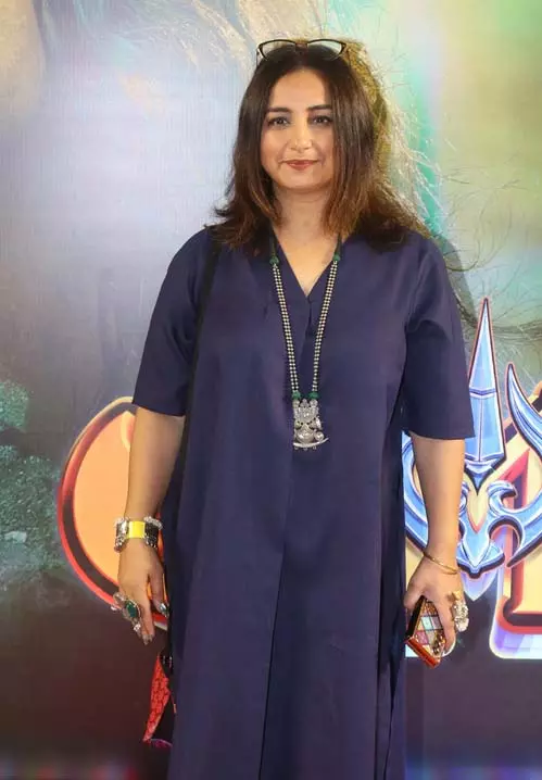 एक लेखक की जिंदगी में बहुत सी बाधाएं, कहानी लिखते वक्त हुआ एहसास: दिव्या दत्ता एक लेखक की जिंदगी में बहुत सी बाधाएं, कहानी लिखते वक्त हुआ एहसास: दिव्या दत्ता