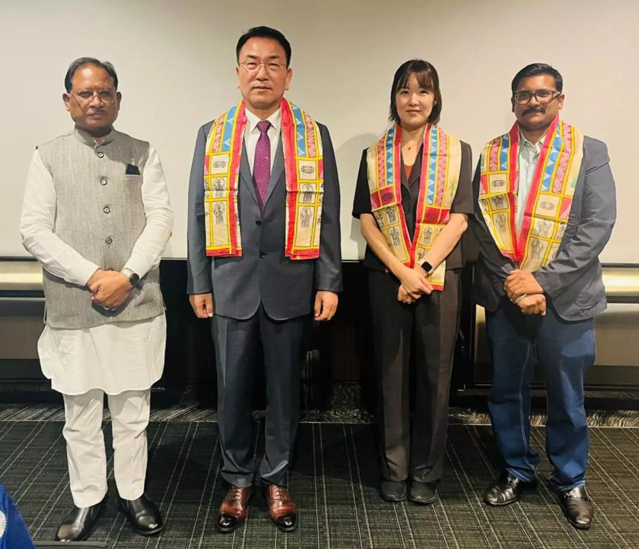 ModernTech Corp को छत्तीसगढ़ में ईवी चार्जिंग मैन्युफैक्चरिंग यूनिट स्थापित करने आमंत्रित ModernTech Corp को छत्तीसगढ़ में ईवी चार्जिंग मैन्युफैक्चरिंग यूनिट स्थापित करने आमंत्रित