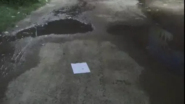 Mayurbhanj: आंगनवाड़ी सहायिका पद के लिए उम्मीदवार का आवेदन कार्यालय के बाहर फटा हुआ मिला Mayurbhanj: आंगनवाड़ी सहायिका पद के लिए उम्मीदवार का आवेदन कार्यालय के बाहर फटा हुआ मिला