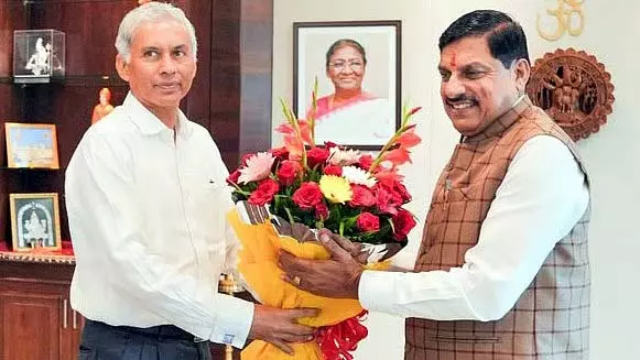 MP : मुख्य सचिव अनुराग जैन को एक साल का सेवा विस्तार मिला MP : मुख्य सचिव अनुराग जैन को एक साल का सेवा विस्तार मिला