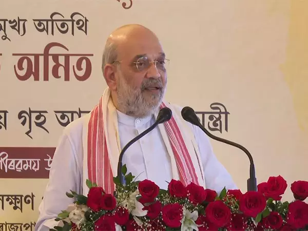 अमित शाह ने PM मोदी के खिलाफ कथित अपशब्दों को लेकर कांग्रेस की आलोचना की अमित शाह ने PM मोदी के खिलाफ कथित अपशब्दों को लेकर कांग्रेस की आलोचना की