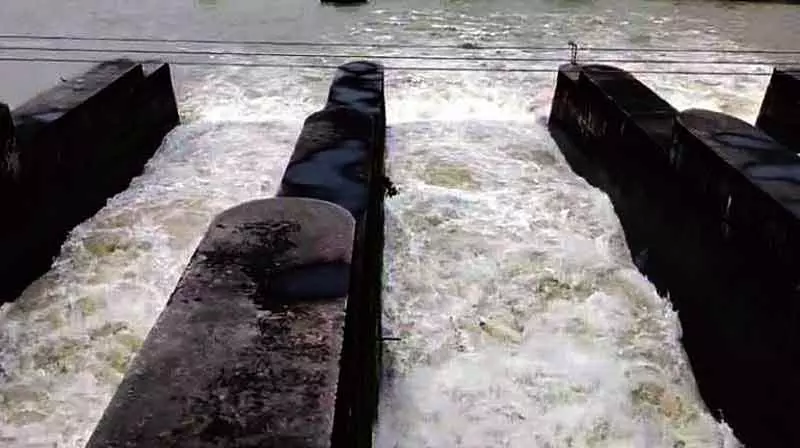 Pong dam का जलस्तर अभी भी खतरे के निशान से ऊपर Pong dam का जलस्तर अभी भी खतरे के निशान से ऊपर