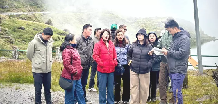 Sikkim : नाथू ला सीमा क्षेत्र में व्यापार बुनियादी ढांचे की आवश्यकताओं का निरीक्षण Sikkim : नाथू ला सीमा क्षेत्र में व्यापार बुनियादी ढांचे की आवश्यकताओं का निरीक्षण