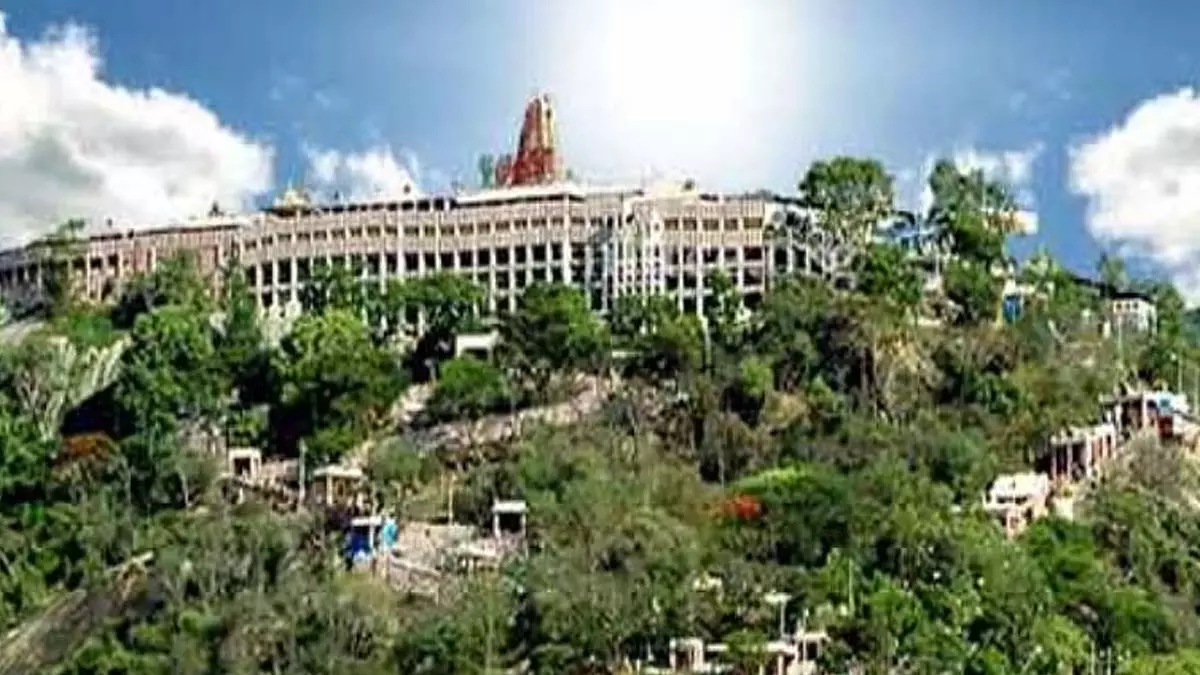 Court ने तमिलनाडु के मंदिरों के लिए देवस्थानम की स्थापना का सुझाव दिया Court ने तमिलनाडु के मंदिरों के लिए देवस्थानम की स्थापना का सुझाव दिया