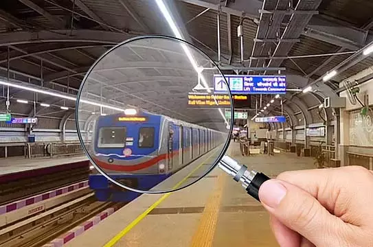 क्या मेट्रो सचमुच नाकाम हो रही है, या सिर्फ़ दोषारोपण हो रहा है? एक हकीकत की जाँच क्या मेट्रो सचमुच नाकाम हो रही है, या सिर्फ़ दोषारोपण हो रहा है? एक हकीकत की जाँच