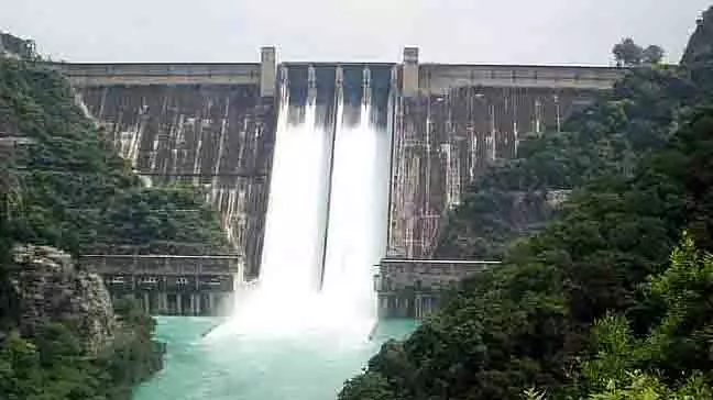 Punjab: बांधों का जलस्तर घटा, बाढ़ प्रभावित इलाकों को राहत Punjab: बांधों का जलस्तर घटा, बाढ़ प्रभावित इलाकों को राहत