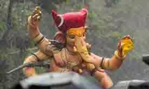 Ganeshotsav 2025: अनंत चतुर्दशी से पहले करना चाहते हैं गणेश विसर्जन,जानें तीसरे, पांचवें और सातवें दिन के शुभ मुहूर्त Ganeshotsav 2025: अनंत चतुर्दशी से पहले करना चाहते हैं गणेश विसर्जन,जानें तीसरे, पांचवें और सातवें दिन के शुभ मुहूर्त