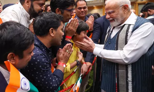 पीएम मोदी से मिलकर गदगद हुए जापानी