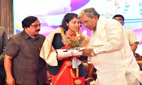 राष्ट्रीय खेलों में पदक विजेताओं के लिए पुरस्कार राशि में वृद्धि: ओलंपिक पदक जीतने पर 5 करोड़ नकद; CM राष्ट्रीय खेलों में पदक विजेताओं के लिए पुरस्कार राशि में वृद्धि: ओलंपिक पदक जीतने पर 5 करोड़ नकद; CM