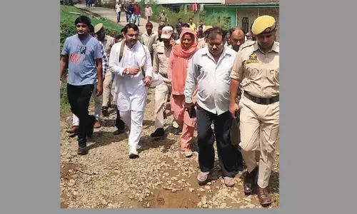 अवैध खनन के कारण बाढ़ आई: R S Pathania