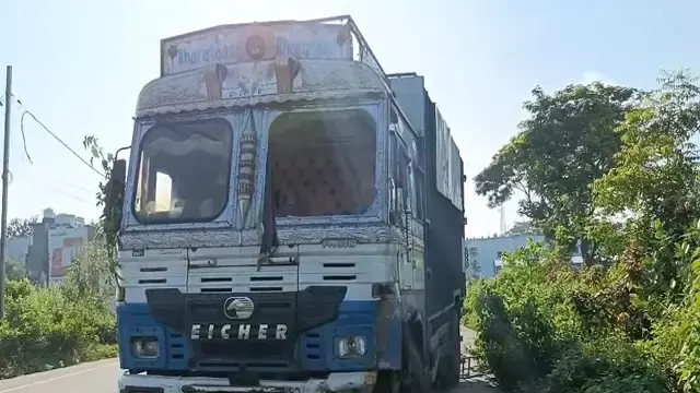 नशे में धुत ट्रक ड्राइवर ने Ganjam में एक व्यक्ति को कुचला, घर में घुसा और फिर...