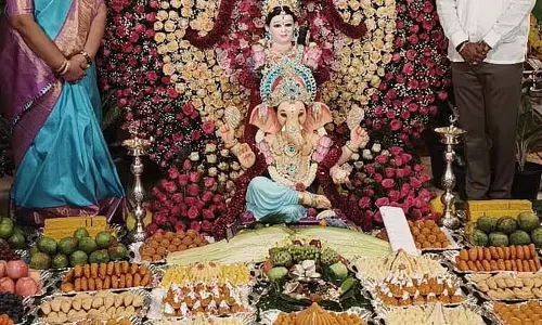 Hoskote : मनमोहक गणेश उत्सव सबका ध्यान आकर्षित कर रहा है Hoskote : मनमोहक गणेश उत्सव सबका ध्यान आकर्षित कर रहा है