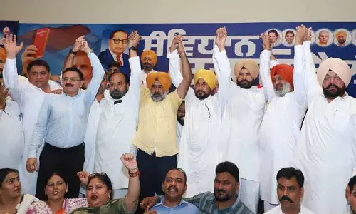 कांग्रेस ने बाढ़ के लिए केंद्र और Punjab सरकार को जिम्मेदार ठहराया कांग्रेस ने बाढ़ के लिए केंद्र और Punjab सरकार को जिम्मेदार ठहराया
