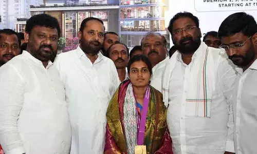 तीरंदाज चिकिथा का Hyderabad में गर्मजोशी से स्वागत