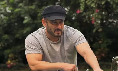 Sooraj Barjatya इस उम्र में सलमान खान के लिए फिल्में बनाना एक चुनौती बताते हैं Sooraj Barjatya इस उम्र में सलमान खान के लिए फिल्में बनाना एक चुनौती बताते हैं