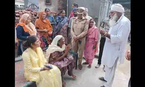 Punjab: बरनाला में छत गिरने से एक की मौत, चार घायल Punjab: बरनाला में छत गिरने से एक की मौत, चार घायल