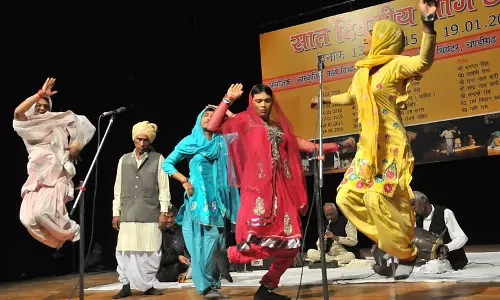 Haryana :  हास्य और गीत के माध्यम से हरियाणवी सांग सामाजिक बुराइयों पर प्रहार करता है