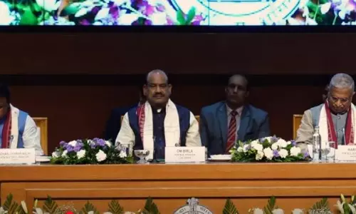 बिरला का सुझाव: SC-ST समितियां बदलती ज़रूरतों के अनुसार सिफारिशें दें बिरला का सुझाव: SC-ST समितियां बदलती ज़रूरतों के अनुसार सिफारिशें दें